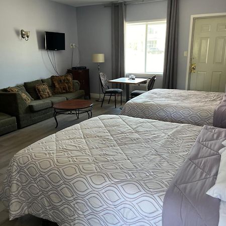 Motel La Siesta De Gascon Terrebonne Extérieur photo